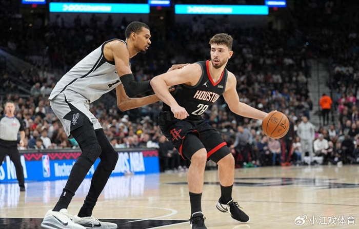 星空体育-被文班亚马完全压制,申京一问题凸显,队记灵魂拷问|华盛顿奇才队|体育赛事讨论|休斯敦火箭队|nba|圣安东尼奥马刺队_新浪体育_新浪新闻