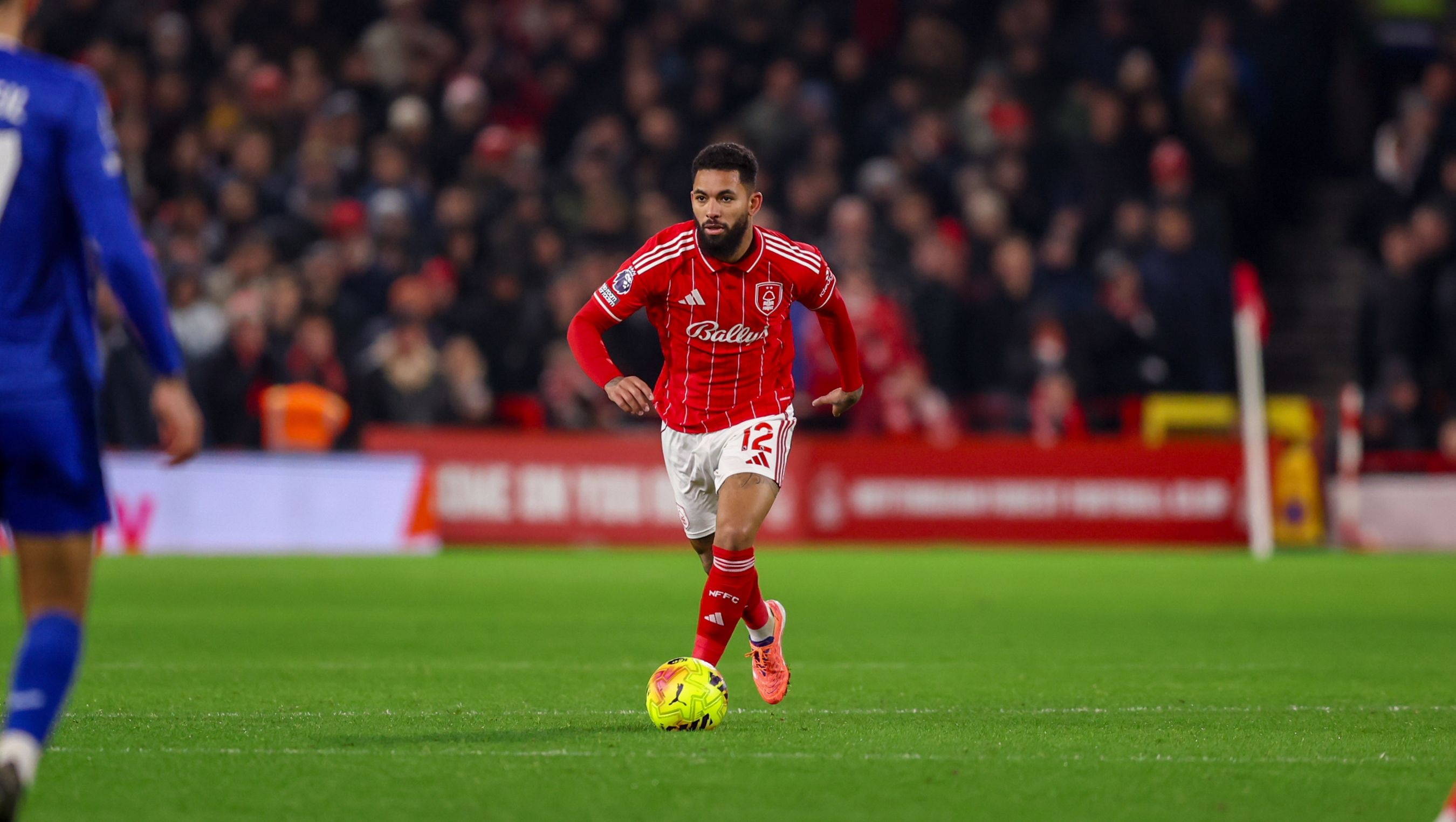 星空体育直播团队-BBC:切尔西也对道格拉斯·路易斯感兴趣,但球员更倾向于去维拉